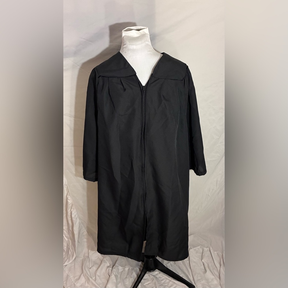 Oak Hall Unisex Matte Zipper Graduation Regalia Gown